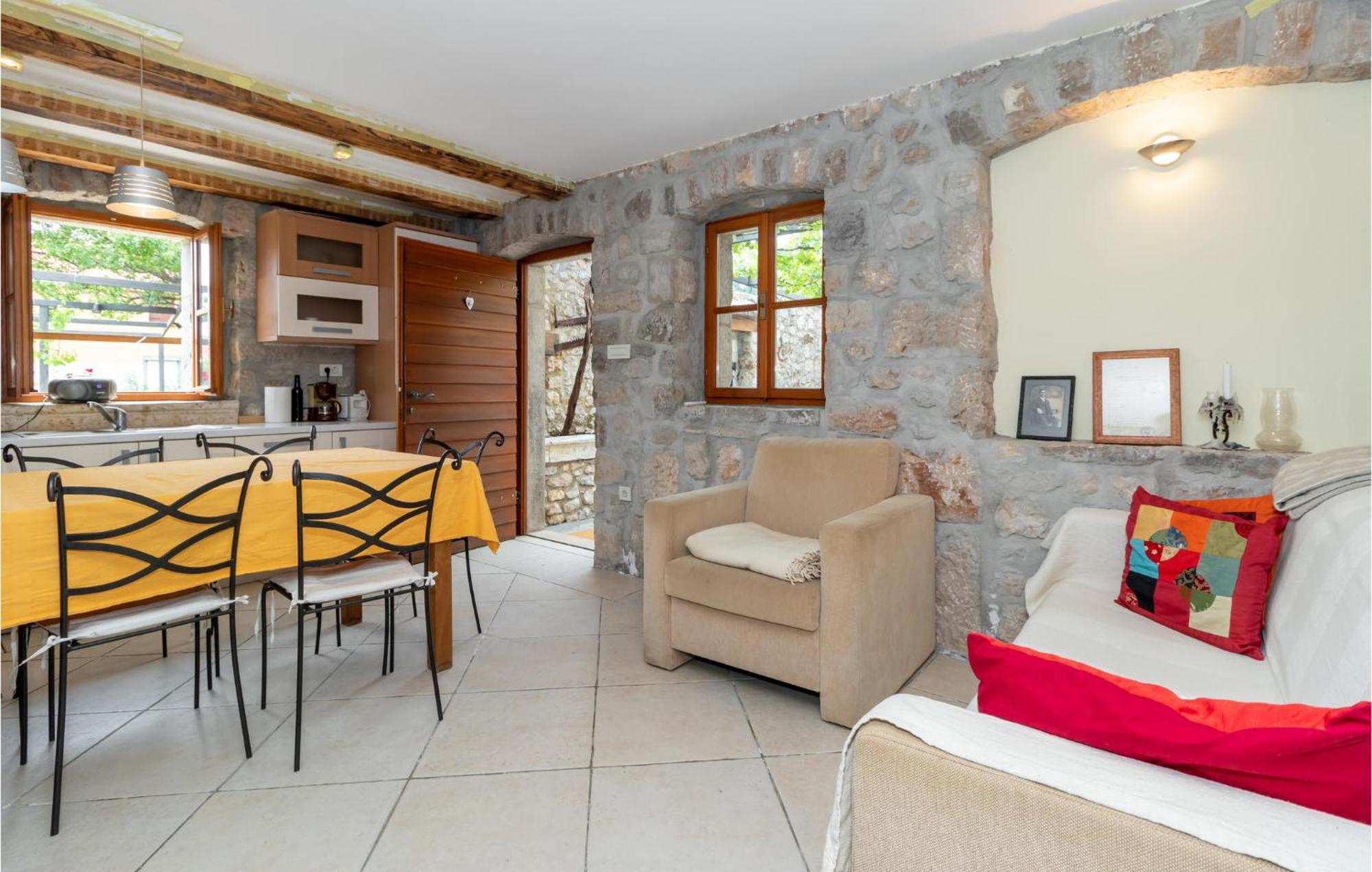 Stunning Home In Bribir With Wifi Eksteriør billede