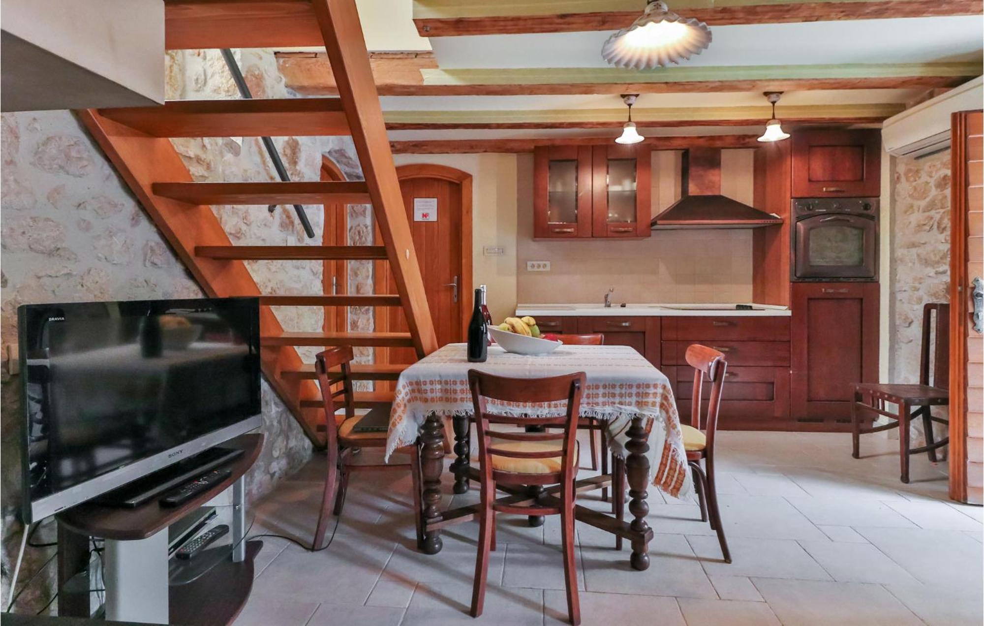 Stunning Home In Bribir With Wifi Eksteriør billede